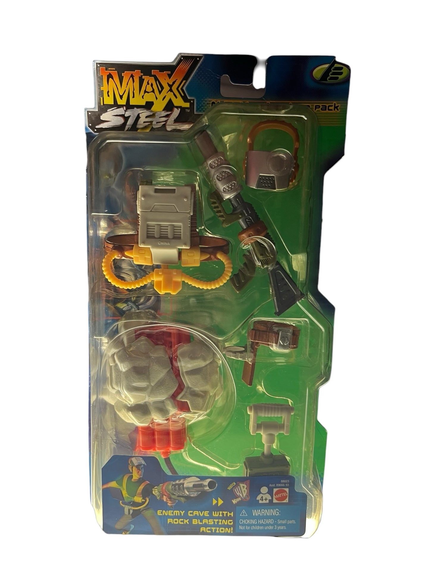 #5010 Max Steel Enemy Cave with Rock Blasting Action "Accessories" 2000